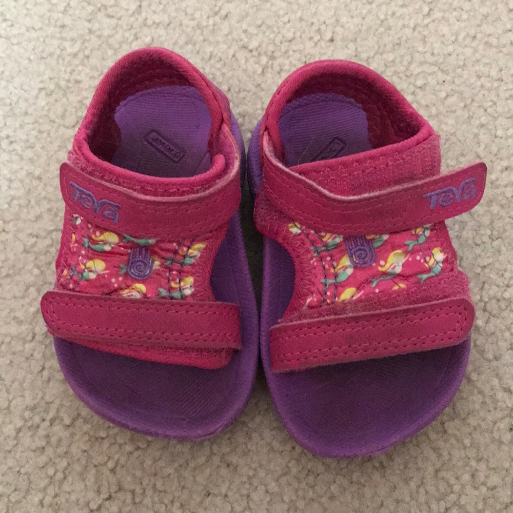 GUC toddler Teva